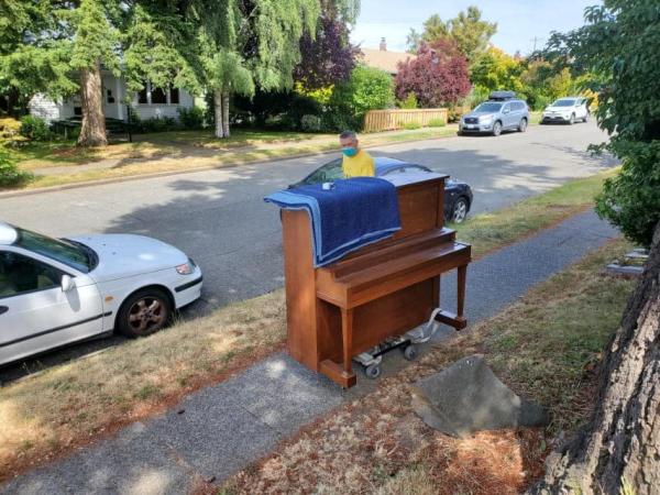 Piano Moving Art & Piano Storage