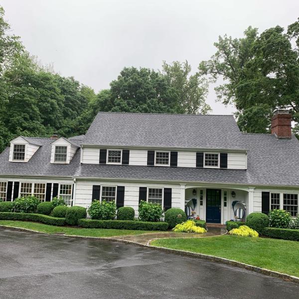 H & J Roofing