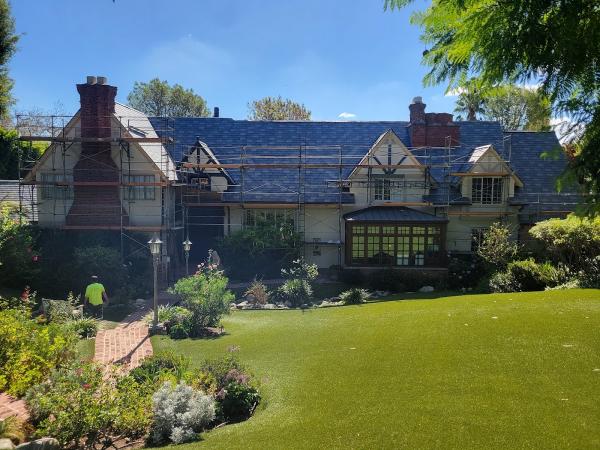 Estradas Roofing Solutions