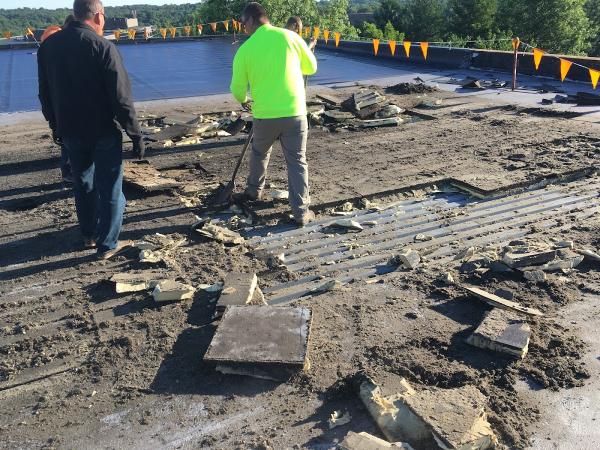 Saint Louis Roofing Company Inc.