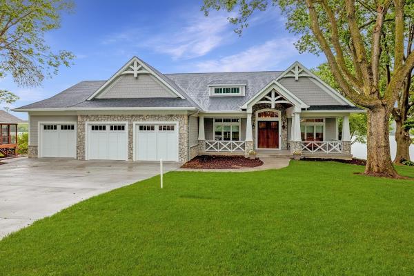 Rocca Custom Homes LLC