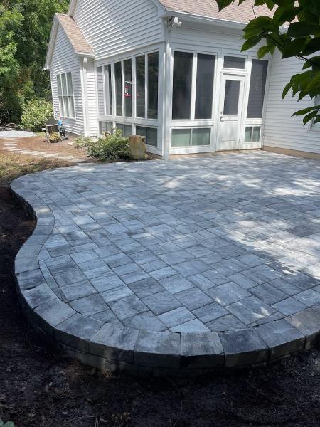 Waters Edge Hardscape & Design