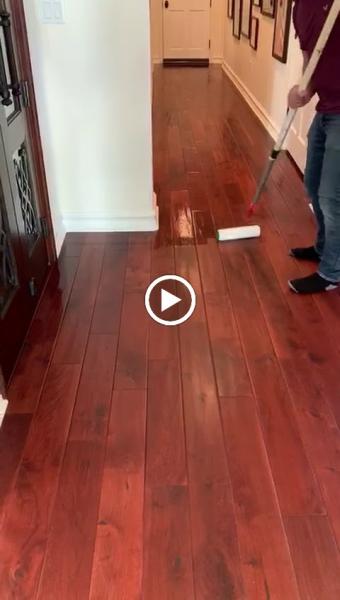 2XM Hardwood Floors.