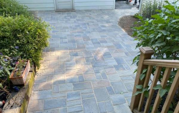 Hunter's Lawn Care and Snow Removal LLC