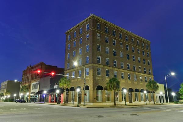 Brooks Real Estate Management Co.
