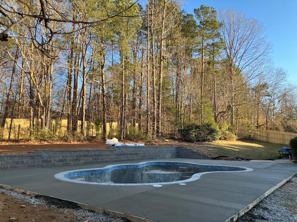 Peter's Creek Grading & Landscaping LLC
