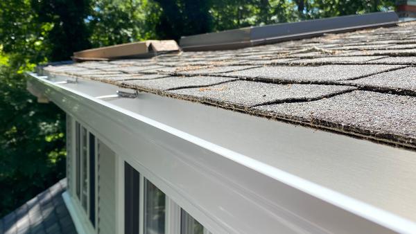 Payless Roofing and Gutters