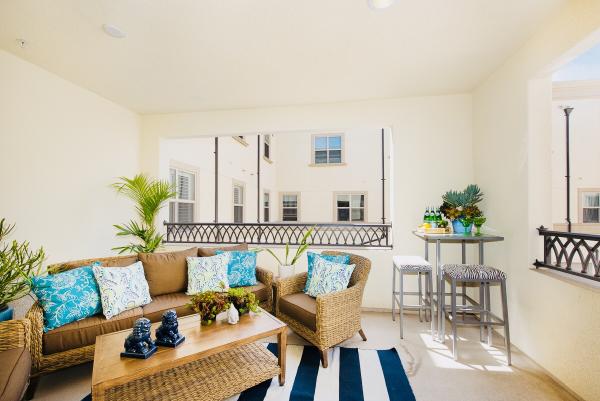 Drake Real Estate Team at Circa Properties