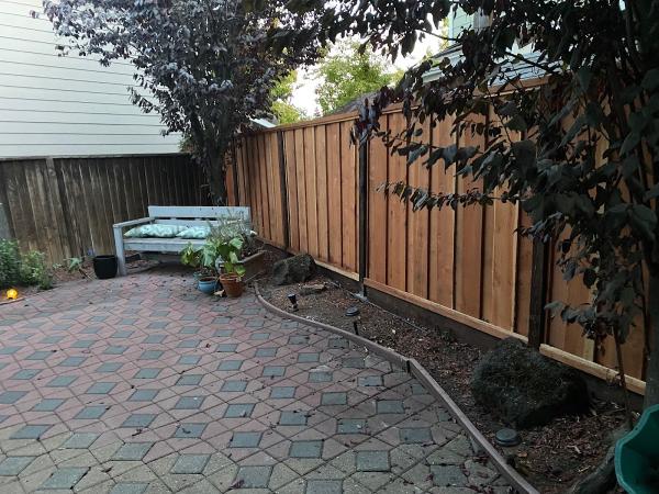 Bay Side Fencing Co.