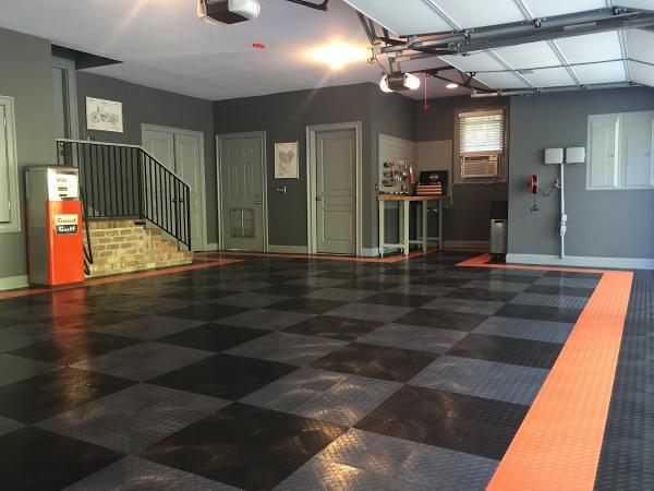 Grand Garages LLC