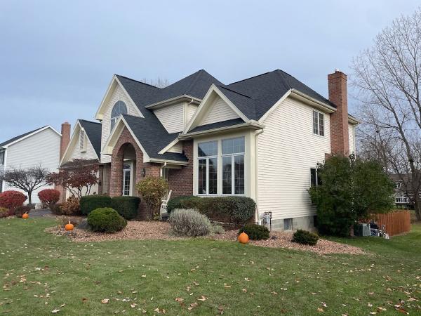 Oaks Roofing and Siding