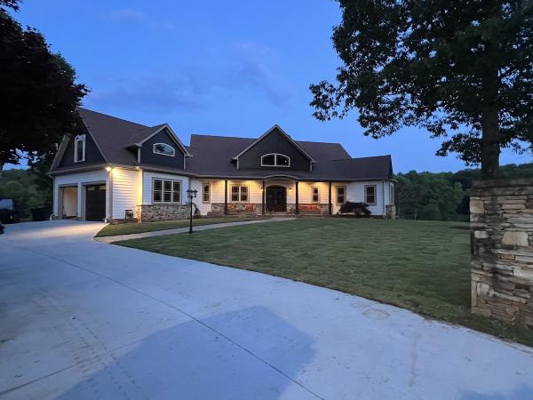 Infiniti Roofing & Remodeling