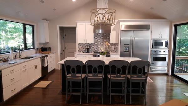 James Lynn Builders