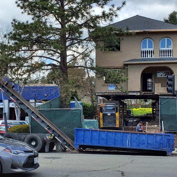 Sena Hauling & Demolition