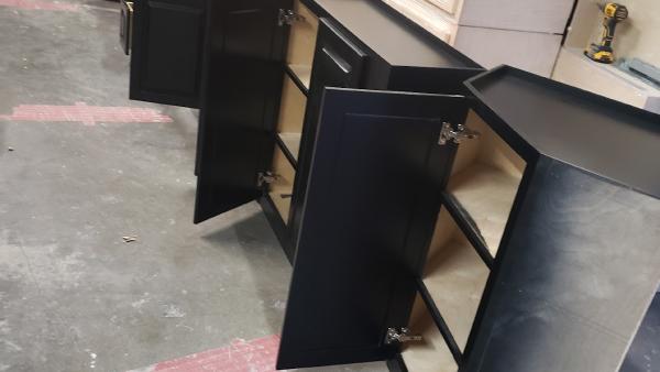 Edy Lopez Custom Cabinets