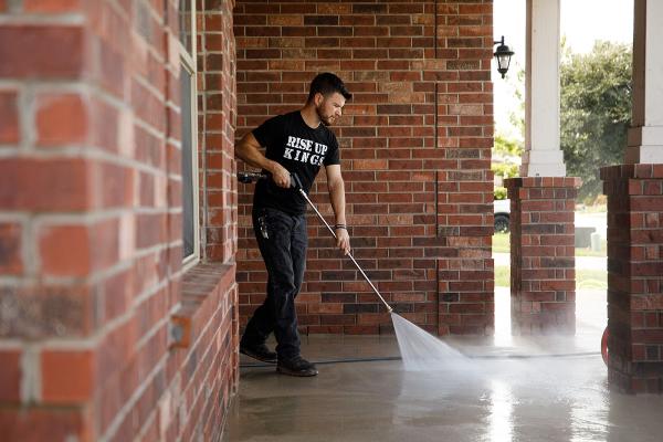 Under Pressure Washing
