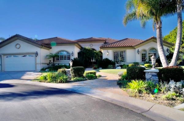 Cari & Britt Properties Vista Sotheby's International Realty