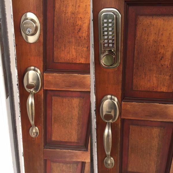 Carlos Locksmith