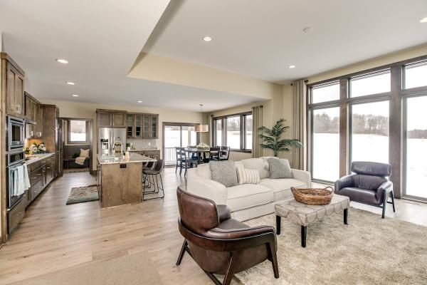 Simon's Flooring and Design