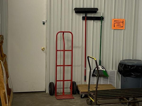 Agassiz Valley Storage 3220
