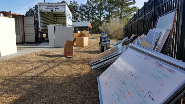 Quikhaul LLC  Moving Labor Only & Junk Removal
