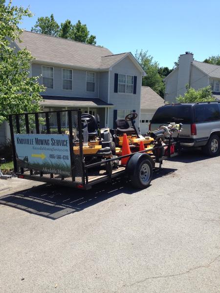 Knoxville Mowing
