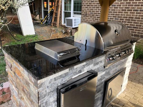 Kitchen Craft Cabinets & Countertops