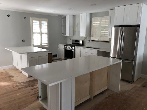 Kitchen Craft Cabinets & Countertops