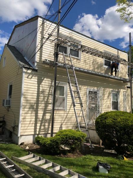 Ray's Roofing & Siding
