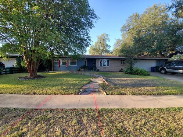 Bradley Landscaping LLC San Antonio