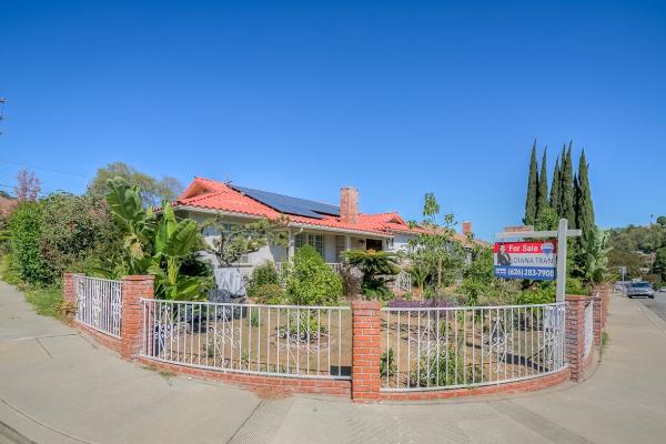 Re/Max- Diana Tran Real Estate