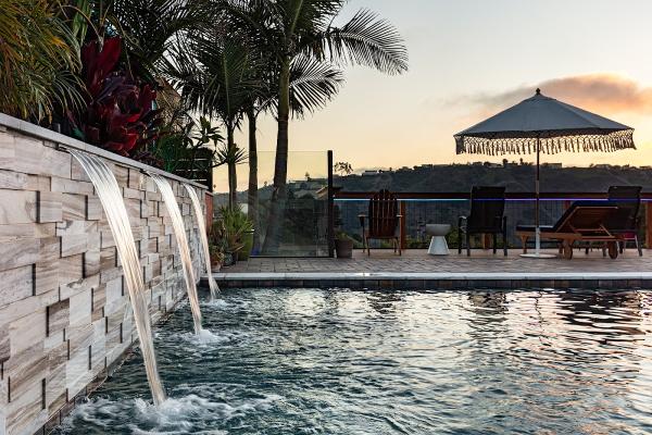 Distinguished Pools Inc