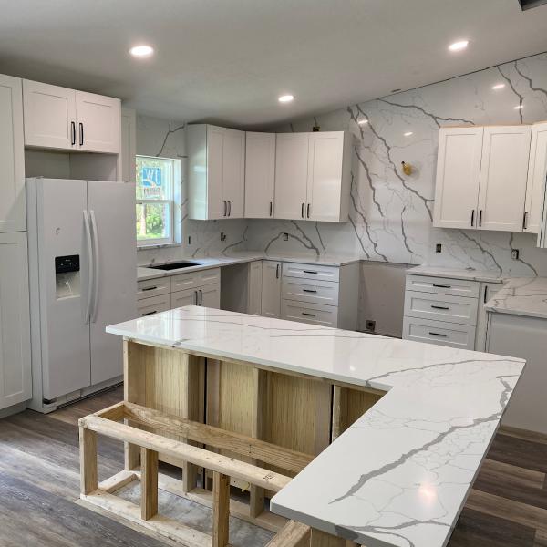 D and W SRQ Aka Sarasota Quartz Countertops