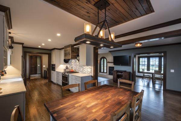 Associated Housewrights