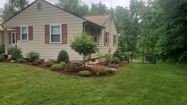 Creative Exteriors Landscp