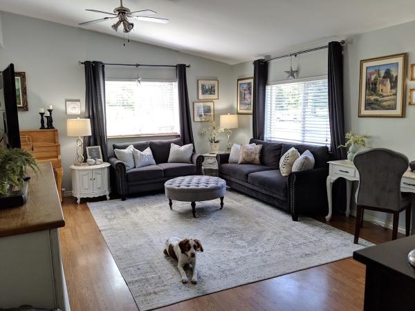 Creative Designs LLC Home Staging & Design