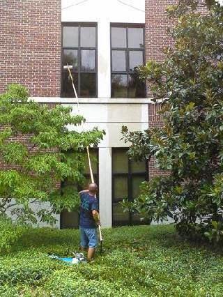 Accurate Window Cleaning