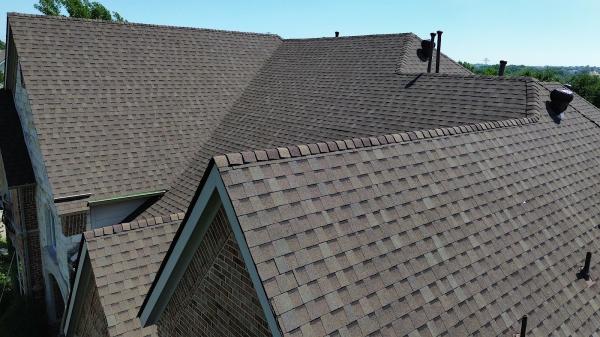 RE Roofing and Construction