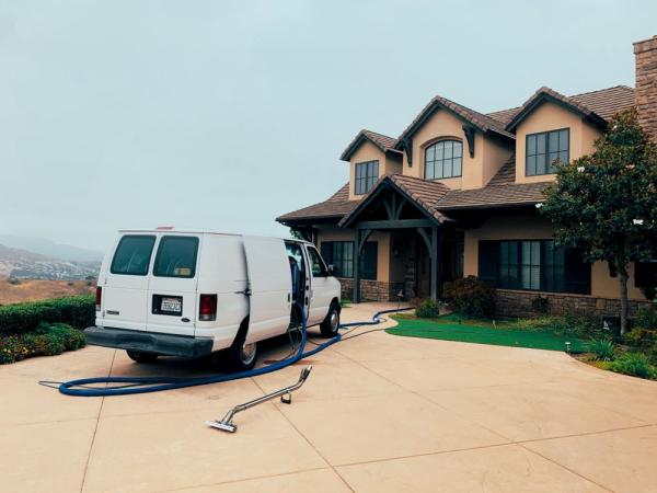 Peter's Carpet Cleaning