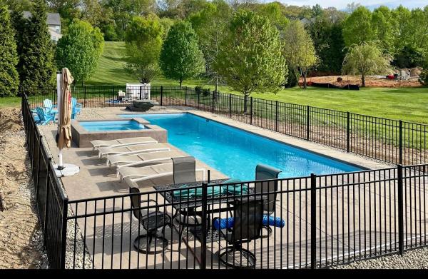 Hydroscape Pools