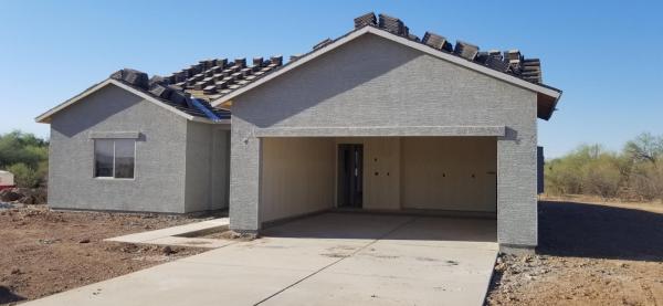 Double E Roofing Llc