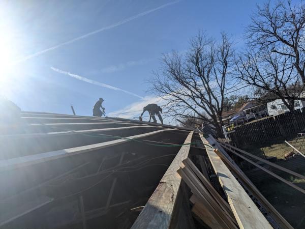 L&J Roofing