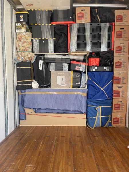 Neutz Sons & Daughters Moving