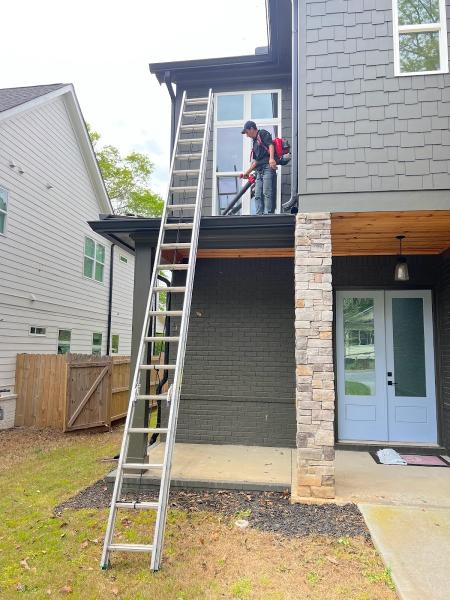 Shelter Guard Roofing and Gutters