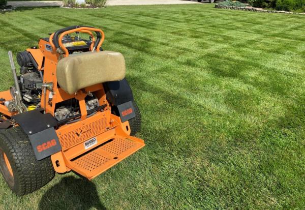 Caswell's Premium Lawn Care