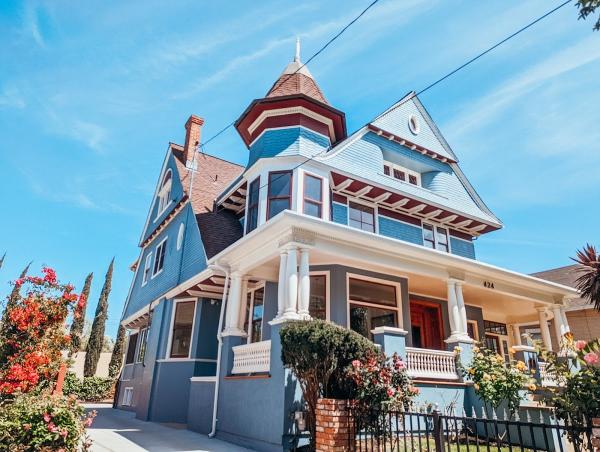 Ana Mernik Bohra Real Estate
