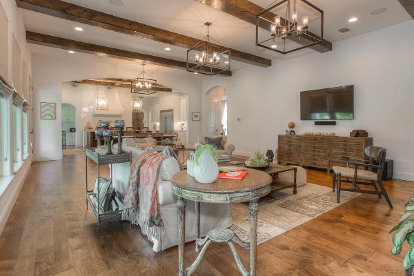 CW Interiors