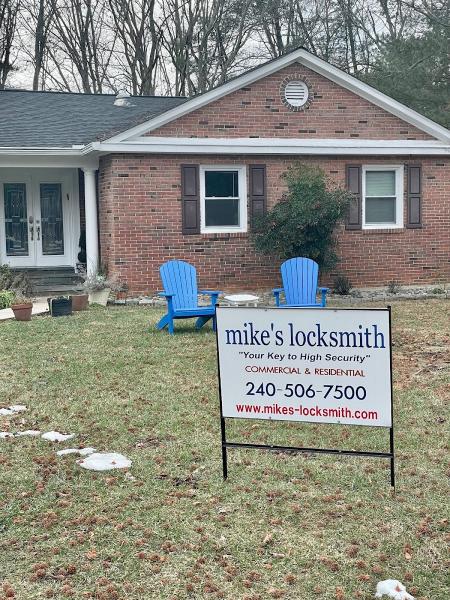 Mike's Locksmith