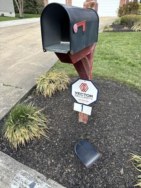 Delaware Lawn Crew LLC