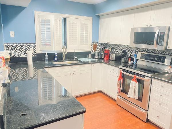 Day's Cleaning Service and Junk Removal LLC
